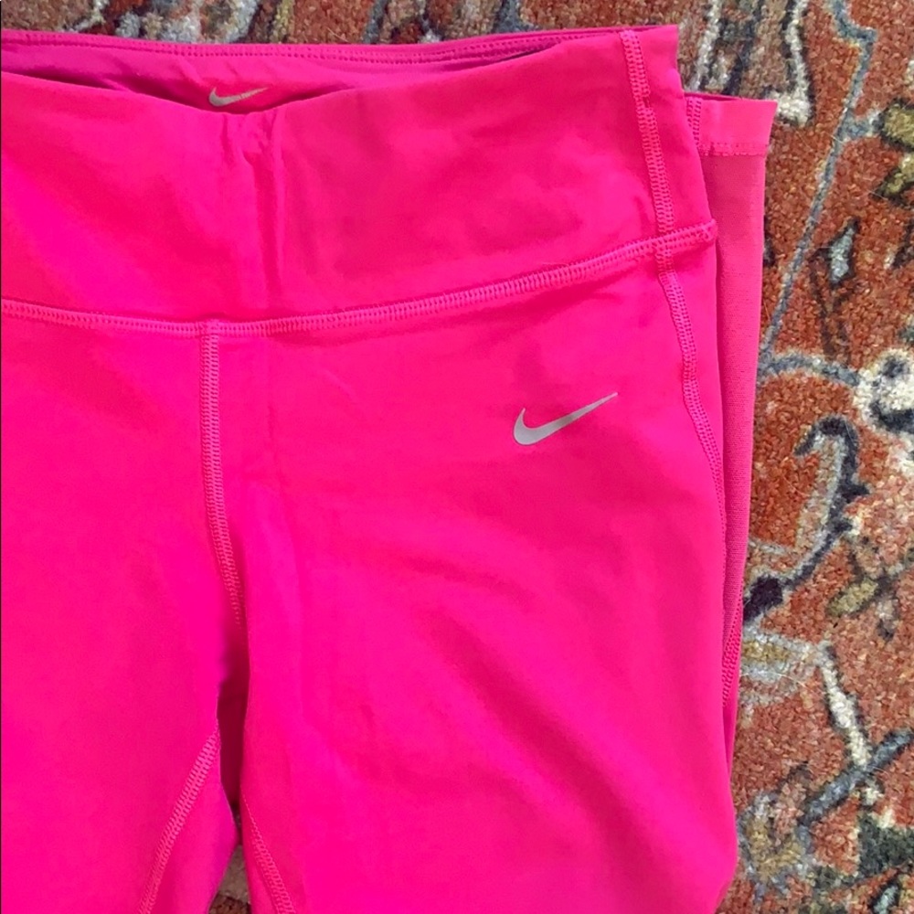 Nike Luxe Crop